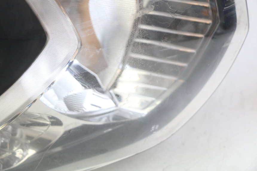 photo de PHARE AVANT YAMAHA CYGNUS X INJECTION 125 (2007 - 2013)