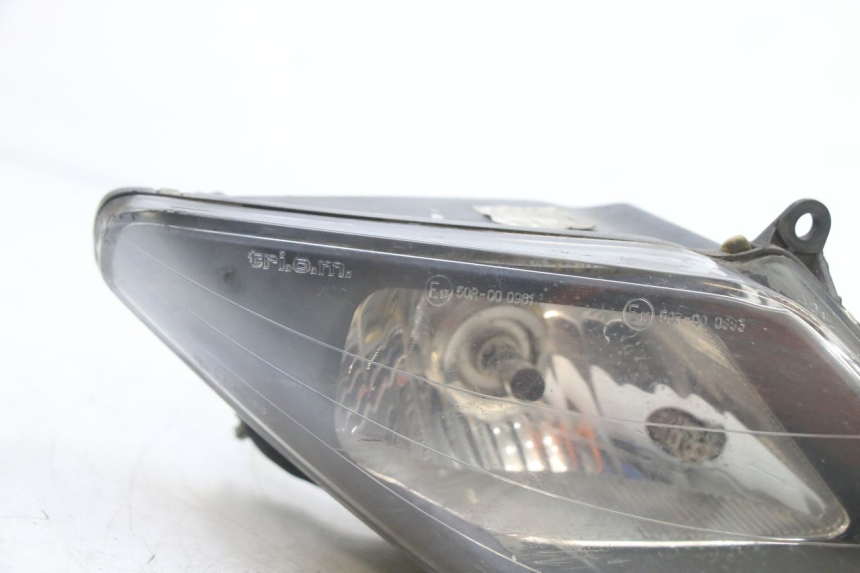 photo de PHARE AVANT DROIT GILERA NEXUS 125 (2009 - 2013)