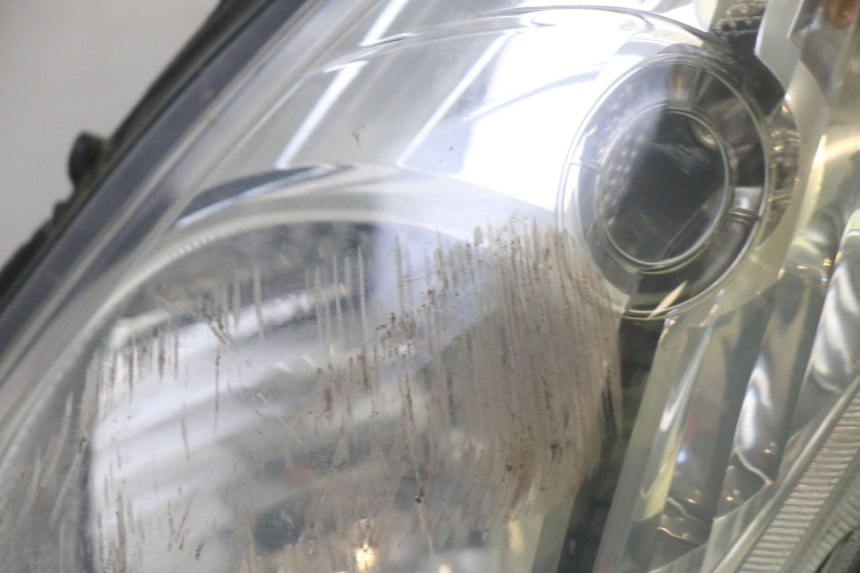 photo de PHARE AVANT HONDA FES S-WING SWING ABS 125 (2007 - 2015)