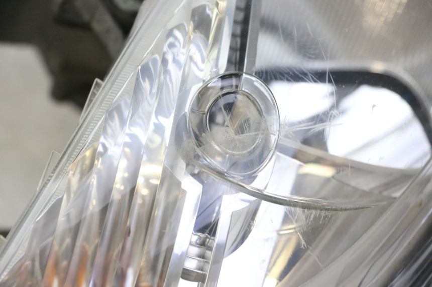 photo de PHARE AVANT HONDA FES S-WING SWING ABS 125 (2007 - 2015)