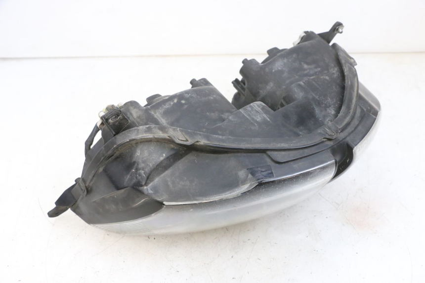 photo de PHARE AVANT YAMAHA FJR ABS 1300 (2006 - 2012) - Vue rapprochée