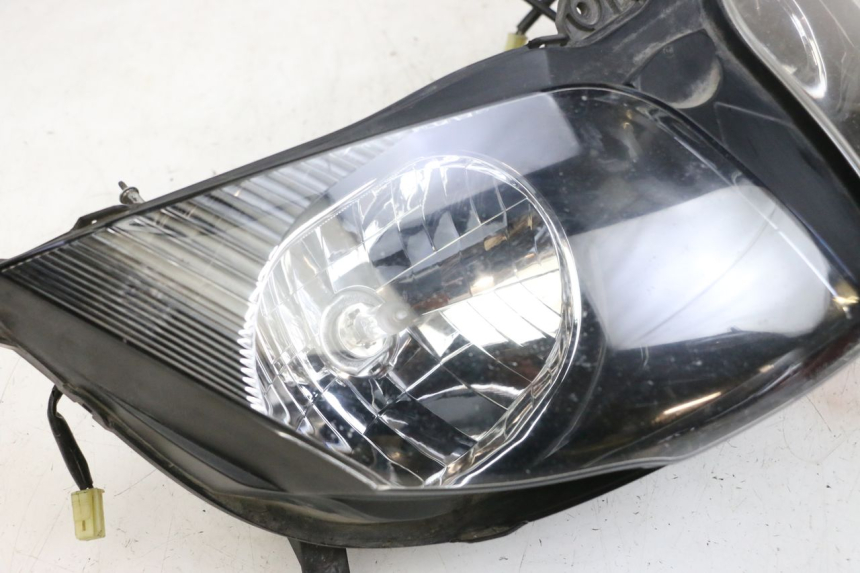 photo de PHARE AVANT YAMAHA FJR ABS 1300 (2006 - 2012) - Zoom état d’usage
