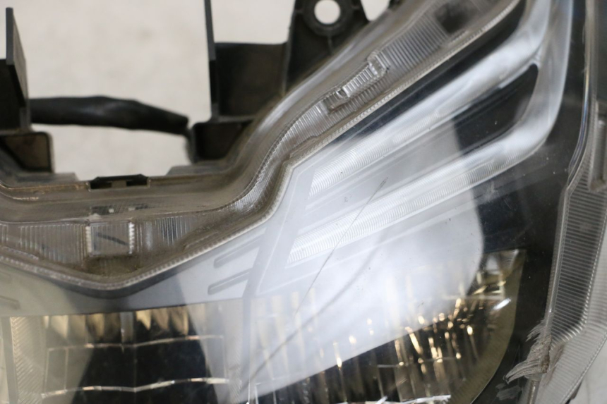photo de PHARE AVANT HONDA FORZA 125 (2015 - 2016)