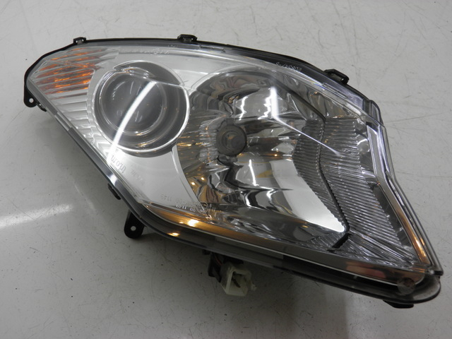 photo de PHARE AVANT GAUCHE PEUGEOT SATELIS 125 (2006 - 2009)