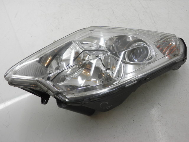 photo de PHARE AVANT GAUCHE PEUGEOT SATELIS 125 (2006 - 2009)