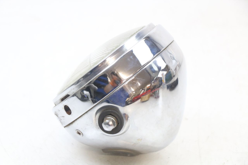 photo de PHARE AVANT SUZUKI GN 125 (1997 - 2000)