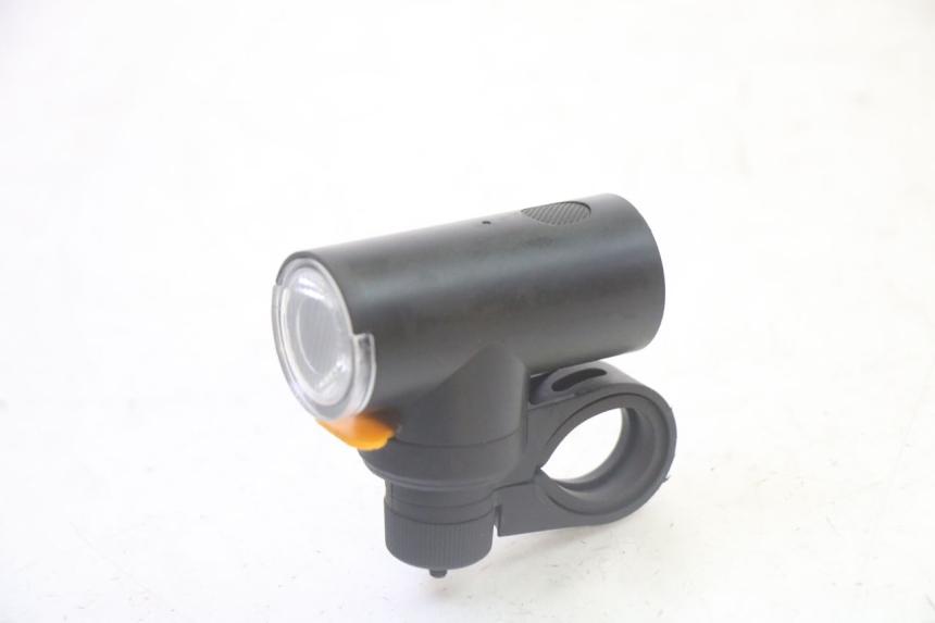 photo de PHARE AVANT HITWAY H5 1