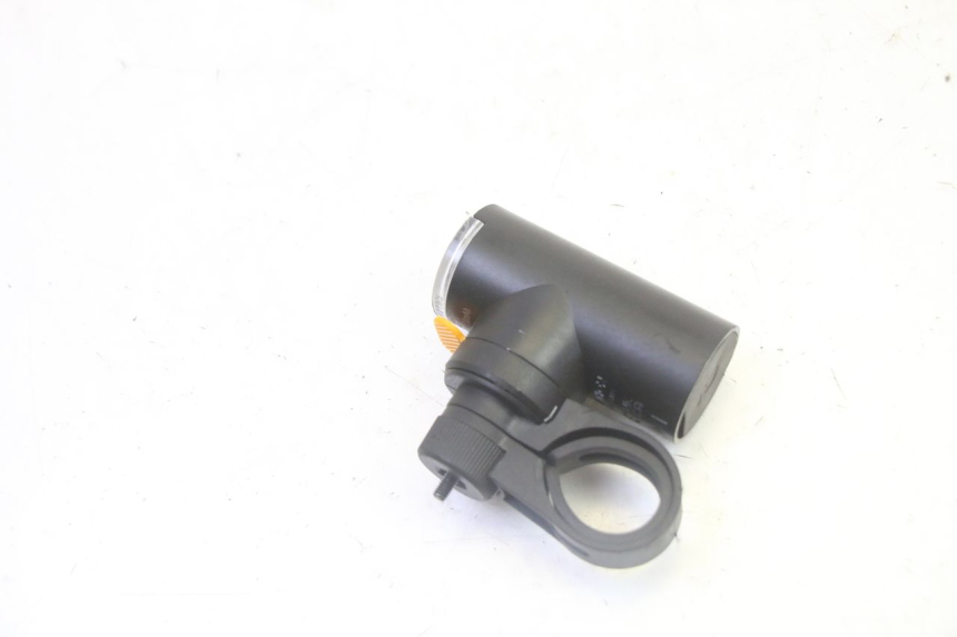 photo de PHARE AVANT HITWAY H5 1