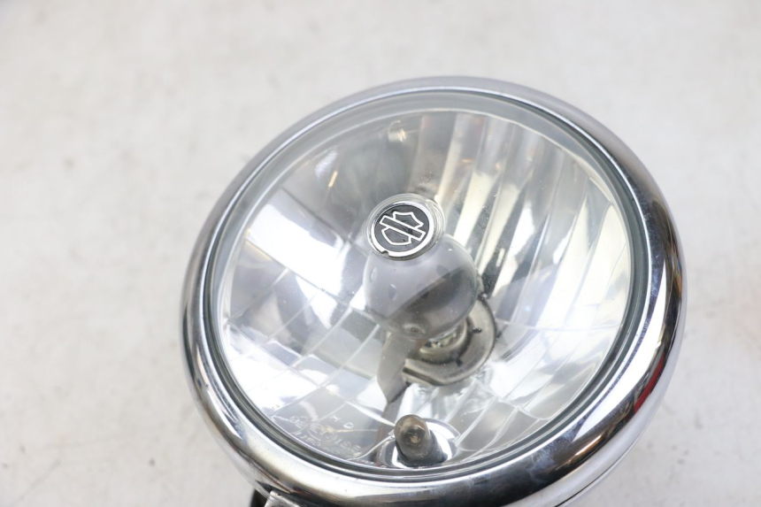 photo de PHARE AVANT HARLEY DAVIDSON SPORTSTER XL CUSTOM 883 (1999 - 2006)