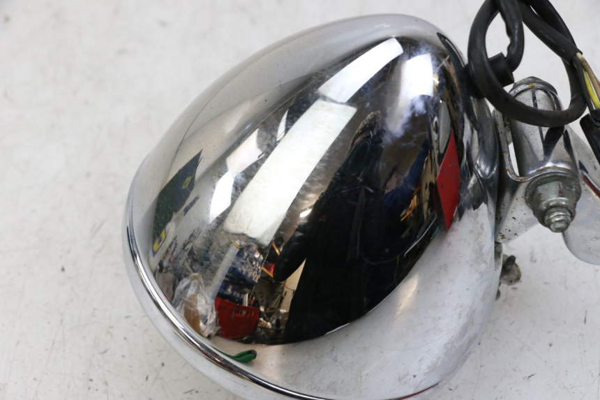 photo de PHARE AVANT HARLEY DAVIDSON SPORTSTER XL CUSTOM 883 (1999 - 2006)