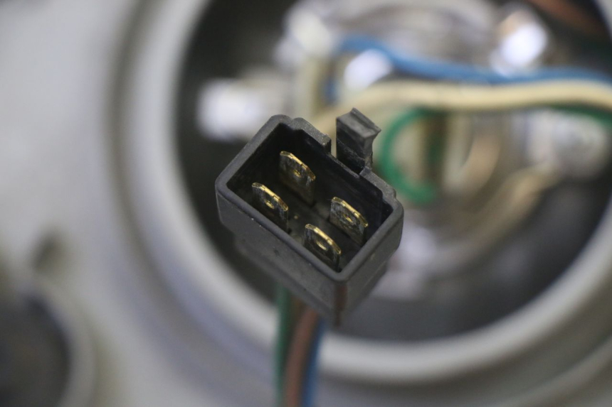 photo de PHARE AVANT DAELIM HISTORY 125 (2001 - 2002)