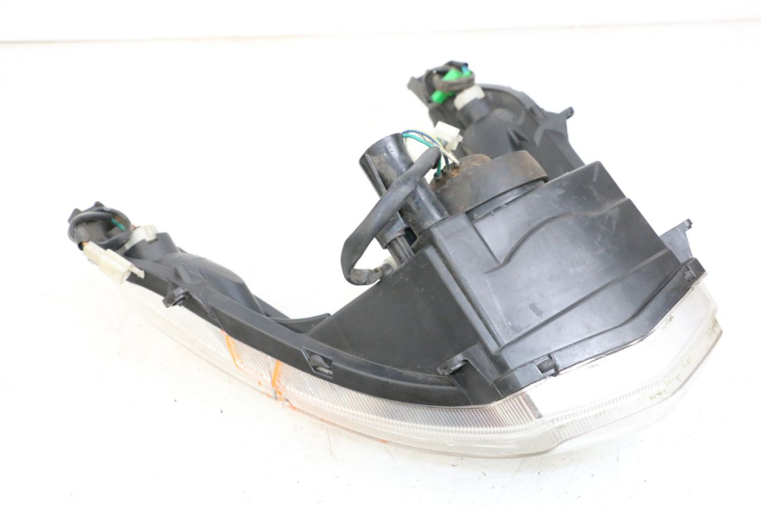 photo de PHARE AVANT PEUGEOT KISBEE 4T 50 (2010 - 2017) - Vue d’ensemble