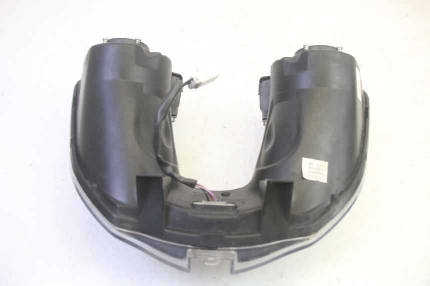 photo de PHARE AVANT PIAGGIO MP3 HPE 350 (2018 - 2020) - Gros plan technique