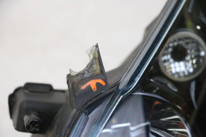 photo de PHARE AVANT PIAGGIO MP3 500 (2011 - 2015)