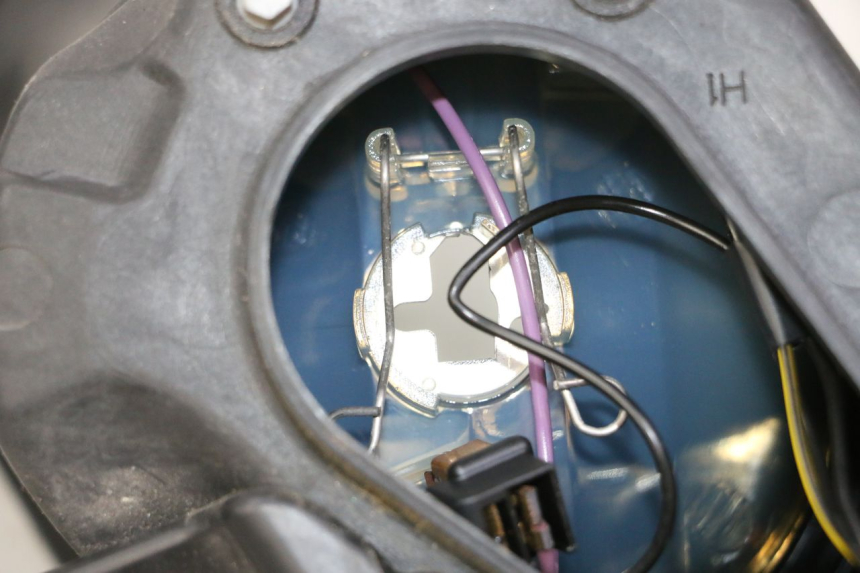 photo de PHARE AVANT PIAGGIO MP3 500 (2011 - 2015)