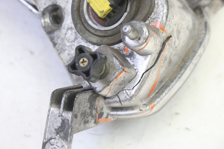 photo de PHARE AVANT PIAGGIO NEW TYPHOON 50 (2010 - 2017)