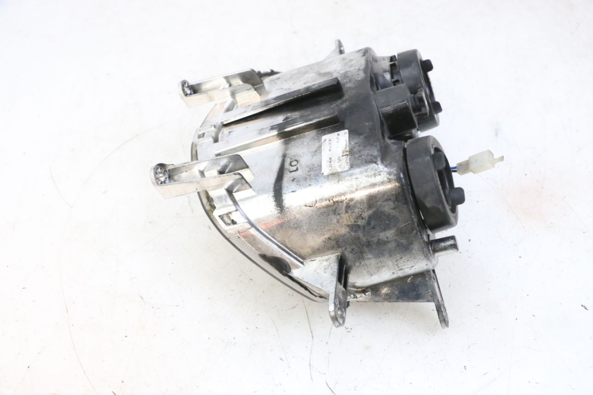 photo de PHARE AVANT PIAGGIO NEW TYPHOON 50 (2018 - 2021) - Autre angle de vue