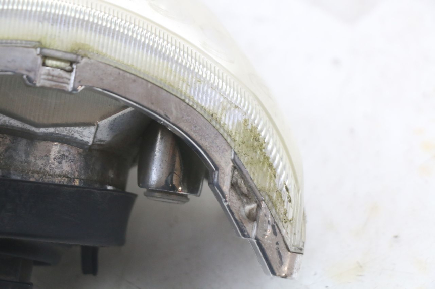 photo de PHARE AVANT PEUGEOT BELVILLE 125 (2017 - 2021)