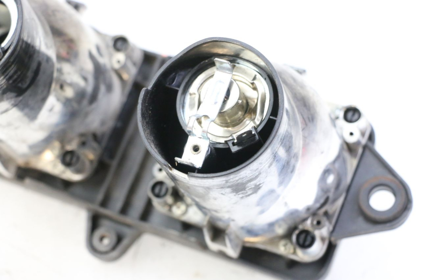 photo de PHARE AVANT PEUGEOT TKR TREKKER FURIOUS 50 (2005 - 2014)