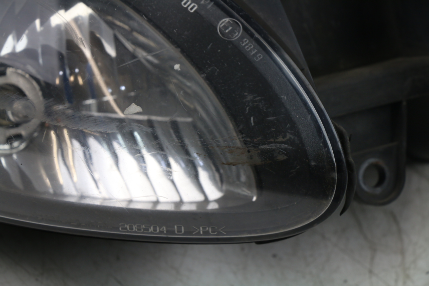 photo de PHARE AVANT PIAGGIO X9 EVOLUTION 125 (2003 - 2007)