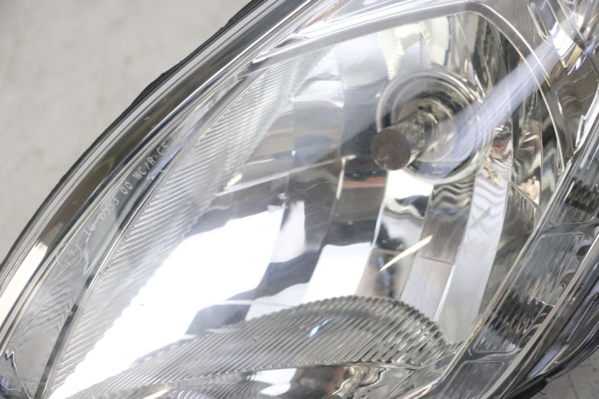 photo de PHARE AVANT PEUGEOT SATELIS 125 (2013 - 2018)