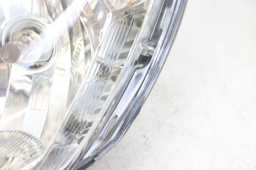 photo de PHARE AVANT PEUGEOT SATELIS 125 (2013 - 2018)