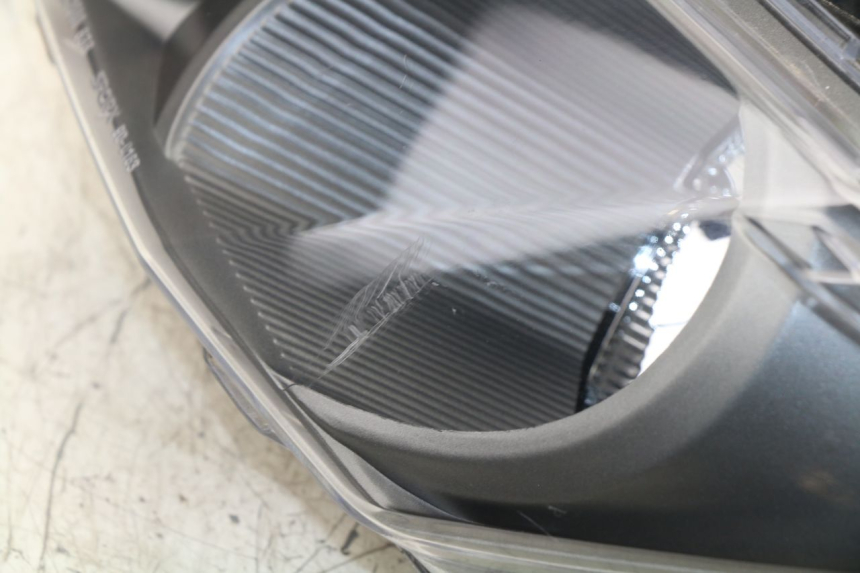 photo de PHARE AVANT SYM JET SPORT XR 50 (2006 - 2015)