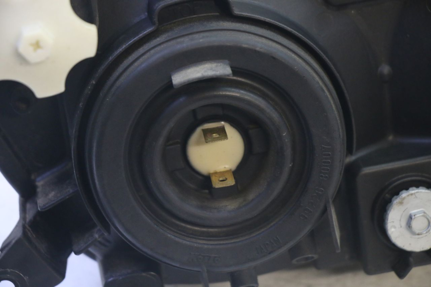 photo de PHARE AVANT YAMAHA TDM ABS 900 (2002 - 2014) - État de surface