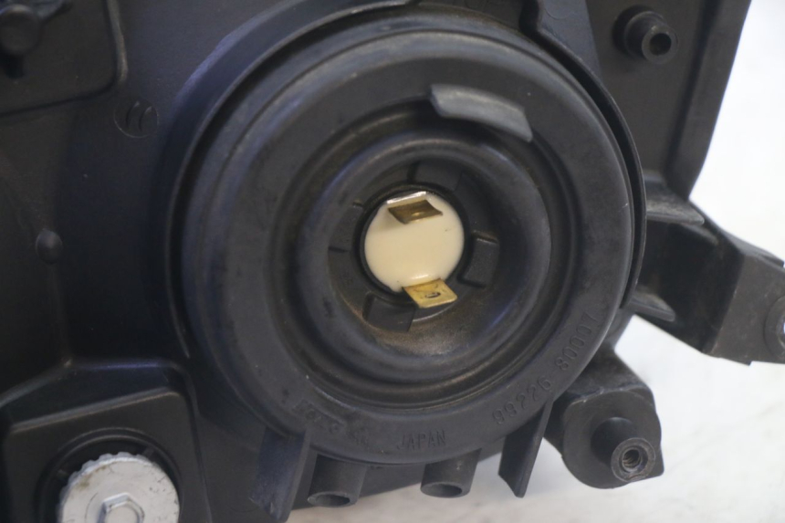 photo de PHARE AVANT YAMAHA TDM ABS 900 (2002 - 2014) - Pièce contrôlée