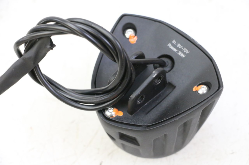 photo de PHARE AVANT DUALTRON VICTOR LIMITED 1