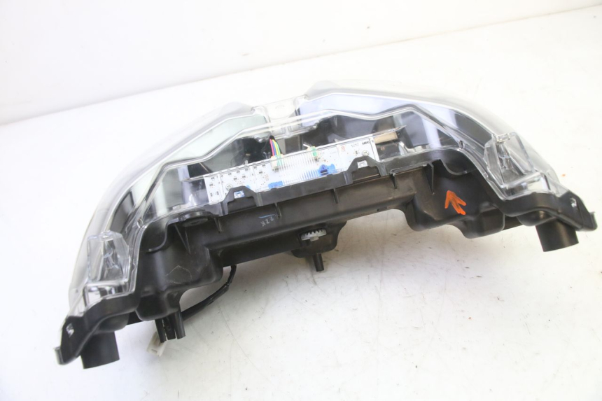 photo de PHARE AVANT YAMAHA XMAX X-MAX 125 (2021 - 2025)