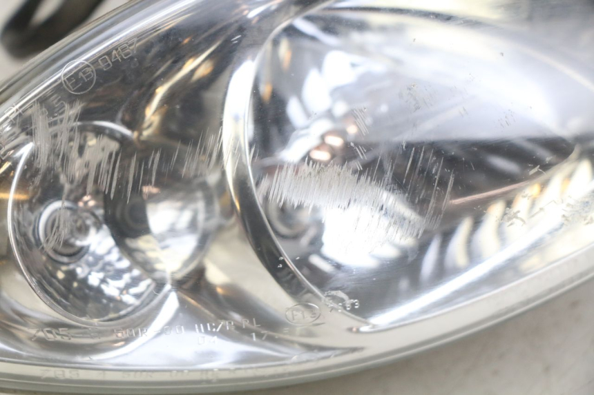photo de PHARE AVANT PIAGGIO X9 EVOLUTION 125 (2003 - 2007)
