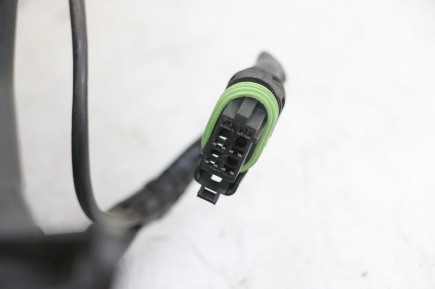 photo de PHARE AVANT PIAGGIO XEVO - X EVO 125 (2007 - 2017) - Zoom composants