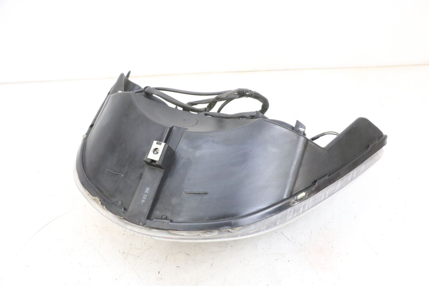 photo de PHARE AVANT PIAGGIO XEVO - X EVO 125 (2007 - 2017) - Vue d’ensemble