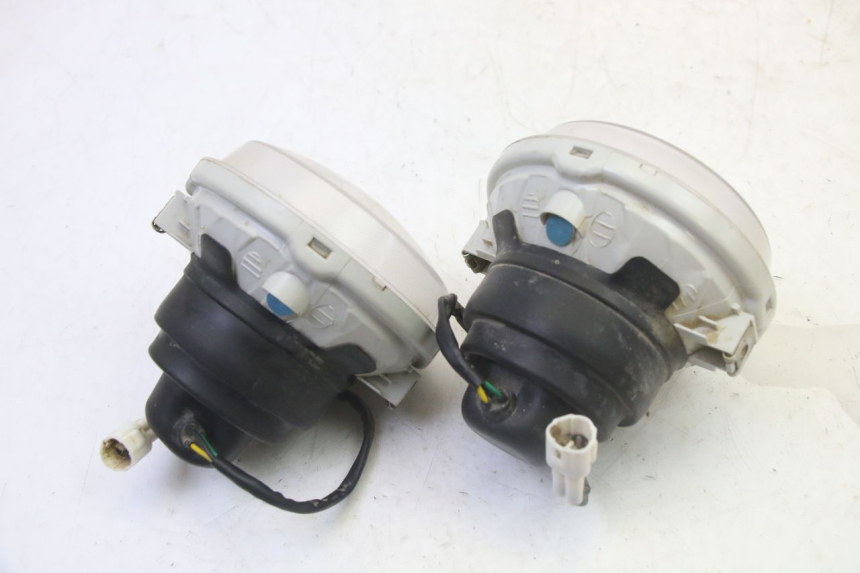 photo de PHARE AVANT YAMAHA YFM GRIZZLY 550 (2008 - 2015)