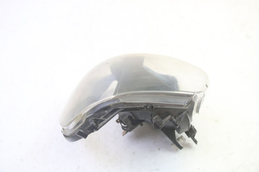 photo de PHARE AVANT PIAGGIO ZIP 4T 50 (2018 - 2020) - Gros plan technique