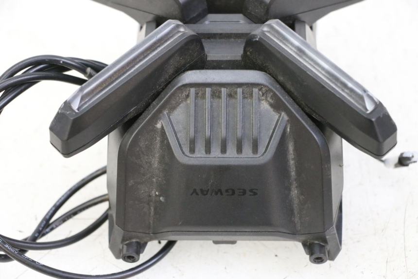 photo de PHARE AVANT SEGWAY NINEBOT ZT3 PRO 1