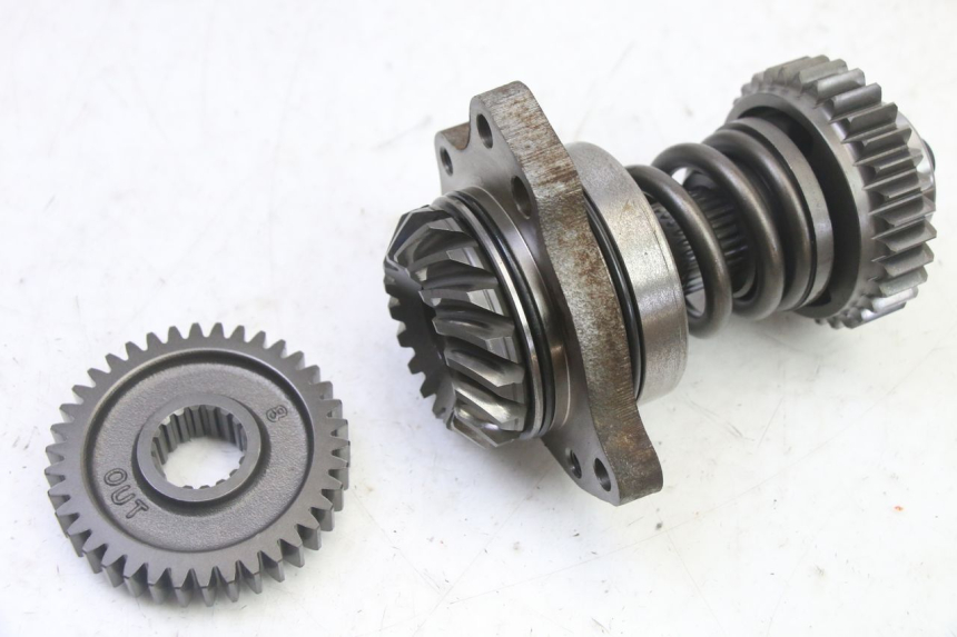 photo de PIGNON HONDA NTV DEAUVILLE 650 (2001 - 2006)