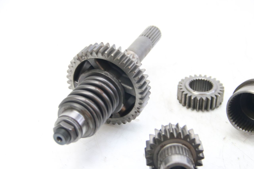 photo de PIGNON TRANSMISSION SUZUKI BURGMAN 650 (2002 - 2004)