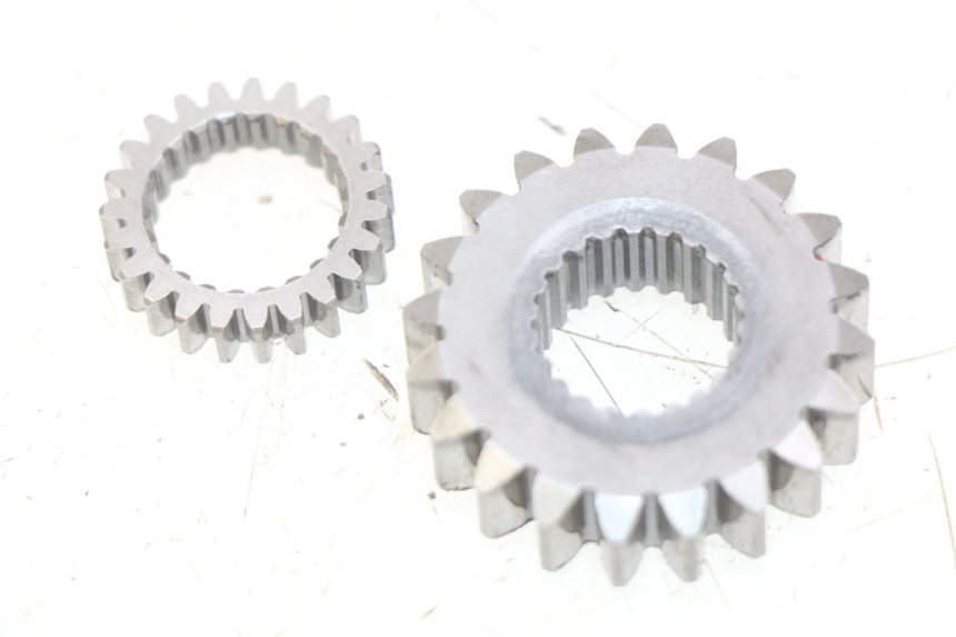 photo de PIGNON TRANSMISSION KAWASAKI KX 85 (2001 - 2013)