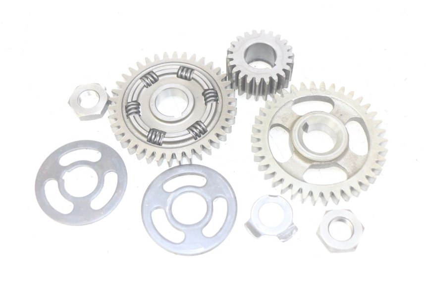 photo de PIGNON TRANSMISSION YAMAHA SR 125 (1982 - 2003)