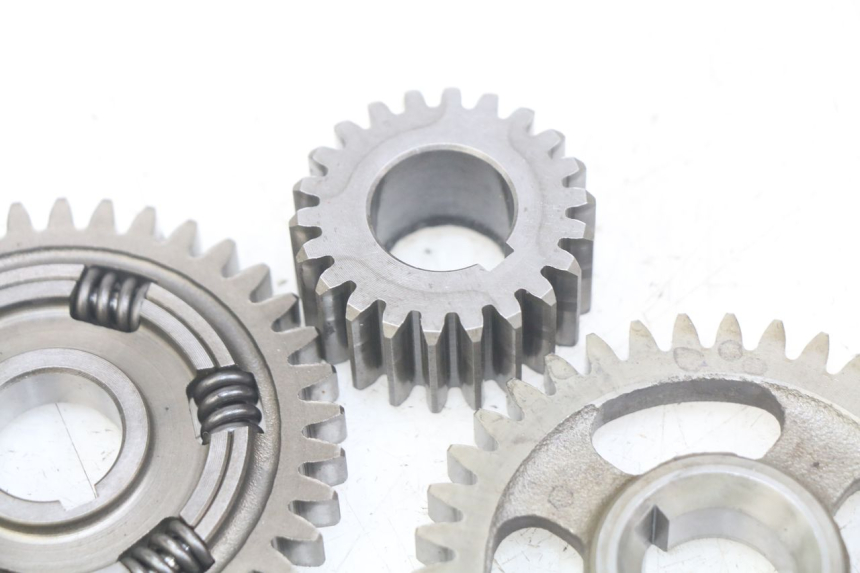 photo de PIGNON TRANSMISSION YAMAHA SR 125 (1982 - 2003)