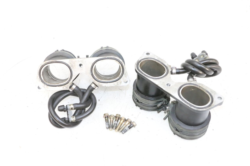 photo de PIPE ADMISSION MV AGUSTA BRUTALE R WALLY 910 (2008 - 2008) - Autre angle de vue