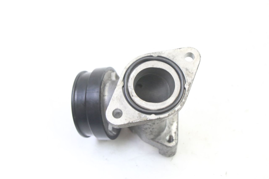 photo de PIPE D'ADMISSION SUZUKI BURGMAN 125 (2007 - 2014)