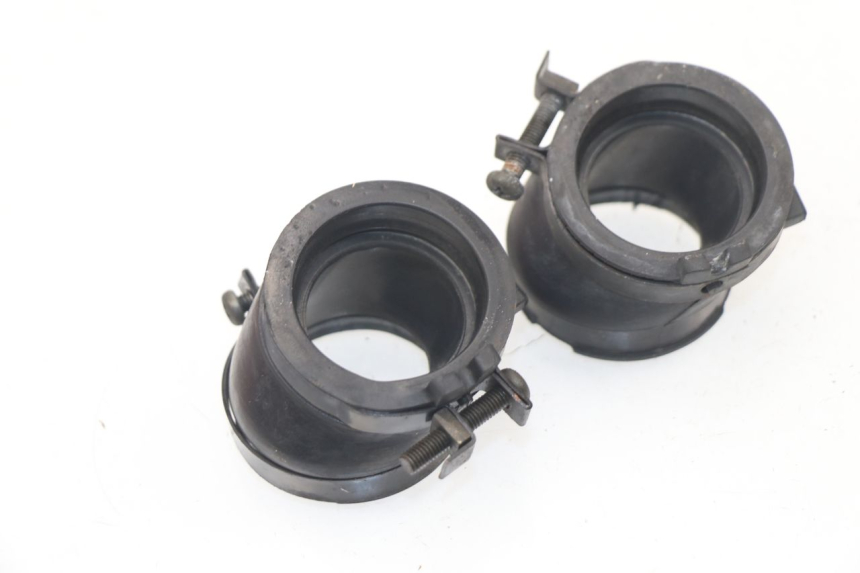 photo de PIPE D'ADMISSION HONDA CBF 500 (2004 - 2007)