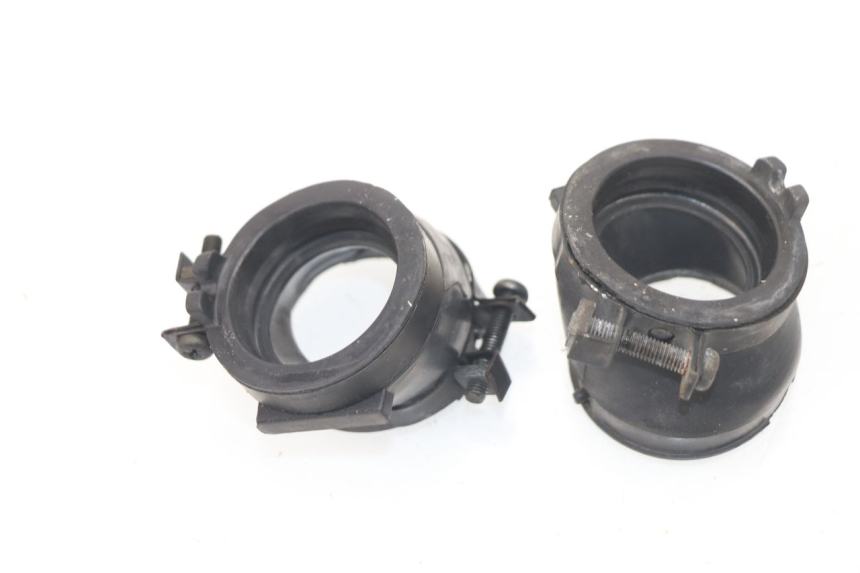 photo de PIPE D'ADMISSION HONDA CBF 500 (2004 - 2007)