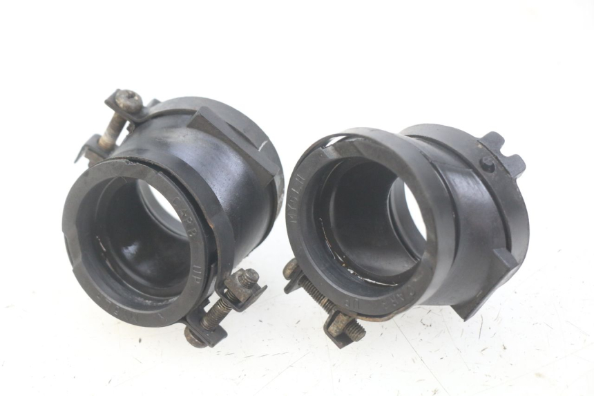 photo de PIPE D'ADMISSION HONDA CBF 500 (2004 - 2007)