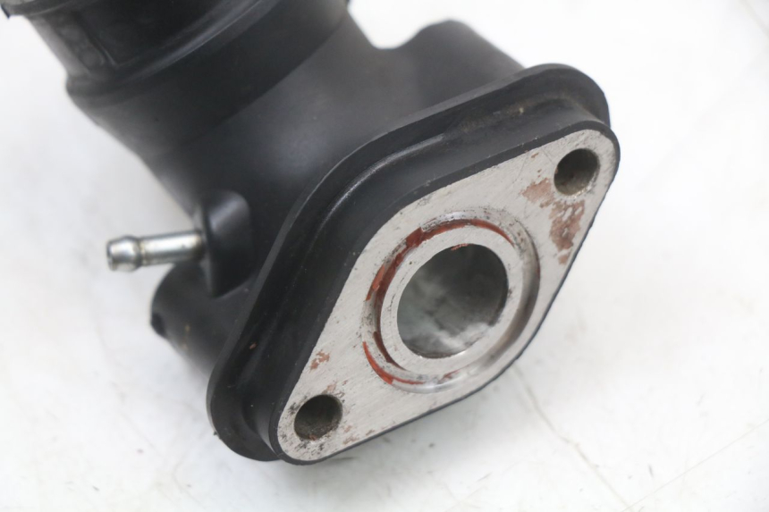 photo de PIPE D'ADMISSION KYMCO DINK 4T 50 (2007 - 2018)