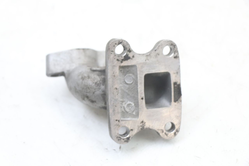 photo de PIPE ADMISSION PEUGEOT ELYSTAR 50 (2002 - 2014)