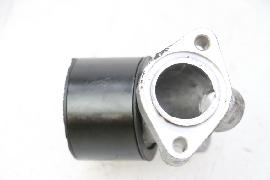 photo de PIPE D'ADMISSION HONDA FES S-WING SWING ABS 125 (2007 - 2015)